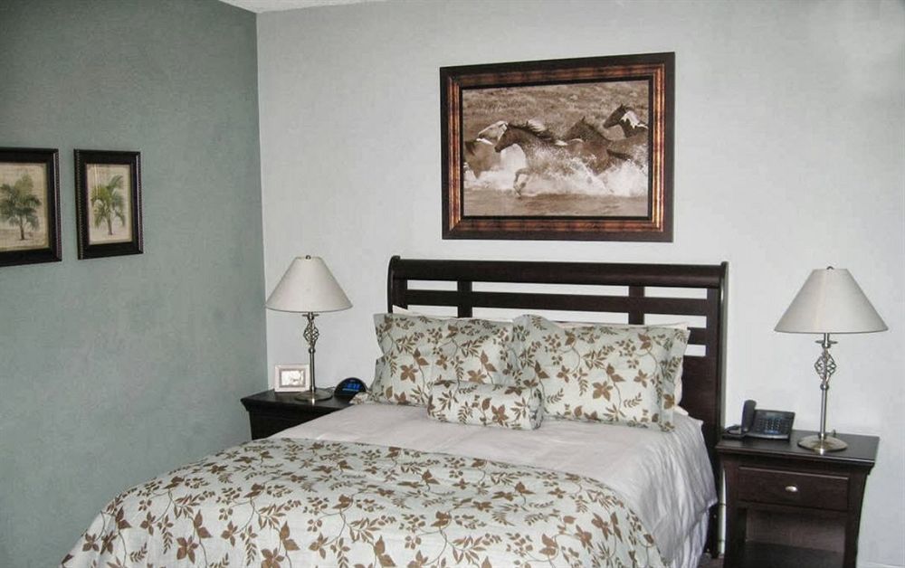 Triangle Inn Clothing Optional Resort For Men Palm Springs Exterior foto